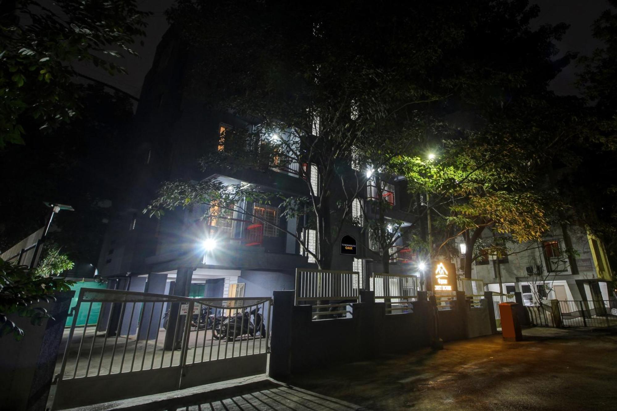 Super Collection O Grey House Hotel Pune Exterior photo