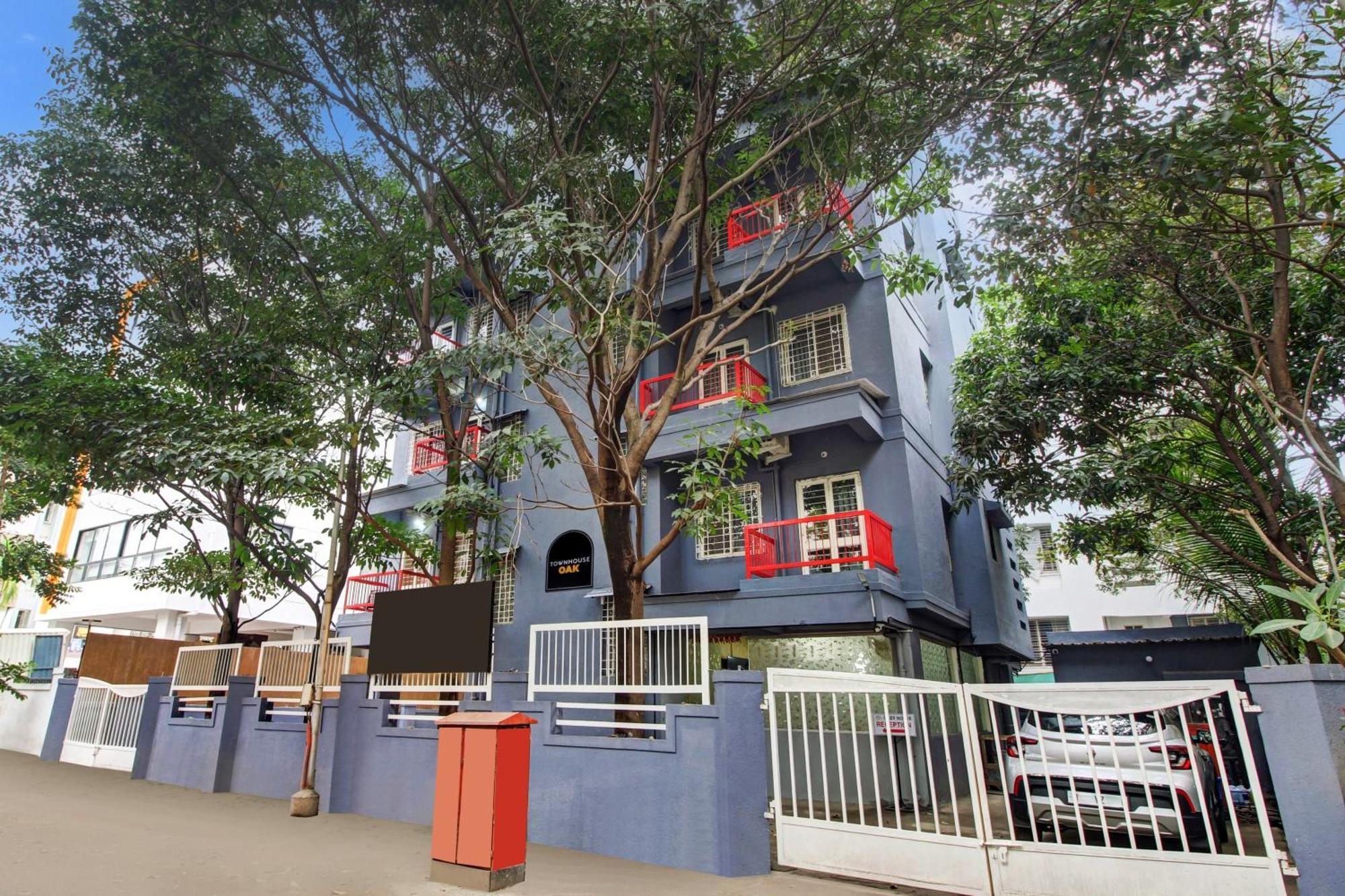 Super Collection O Grey House Hotel Pune Exterior photo